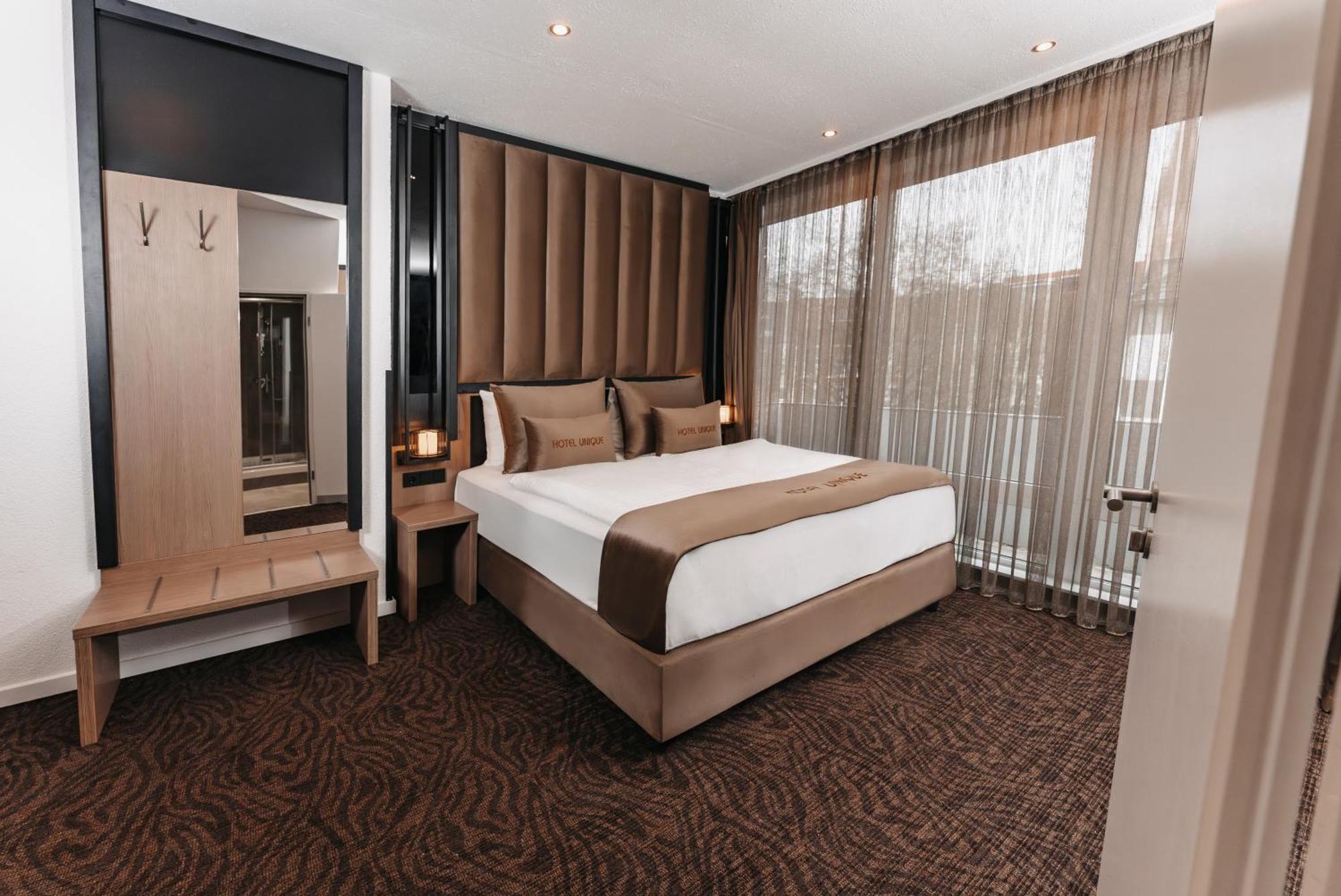 Hotel Unique Majestic 4*